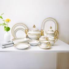 Premium Ceramic Dinner Plate – Set of 4
